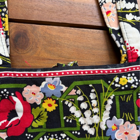 Vera Bradley Tote Bag and Pencil Bag Pair - Picture 4 of 9